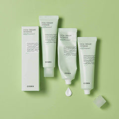 CosRX Pure Fit Cica Intensive Cream textura cremosa para absorción rápida.