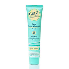 CoTZ base-maquillage minéral teinte SPF40 dans une petite bouteille.