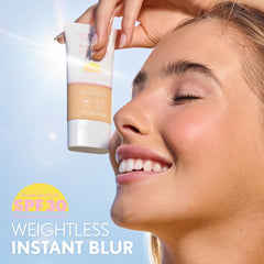 COVERGIRL Clean Fresh Tinte Niacinamida y regaliz hidratan la piel