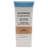 COVERGIRL Clean Matte BB Cream en envase, acabado mate ligero para piel sensible.