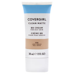 COVERGIRL crema BB mate; textura mate para un acabado natural.
