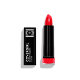 COVERGIRL Exhibicionista Crema de Labios muestra aplicación suave para labios lisos y definidos.