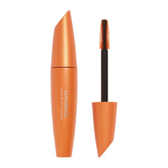 COVERGIRL Lash Blast Volume Mascara, aplicación suave para volumen notable.