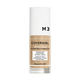 Base CoverGirl truBLEND en botella con dispensador, tono M3 Golden Beige, para aplicación suave.