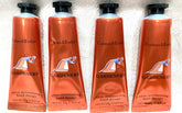 Crabtree & Evelyn, crema para manos en tubo; enfoque en envase, hidrata para uso diario.