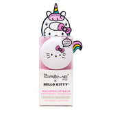 The Crème Shop Hello Kitty Macaron bálsamo labial en tarro para hidratación diaria.