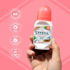 Crystal Essence desodorante mineral roll-on Coco Vainilla, etiqueta clara