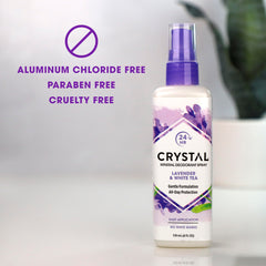 Crystal Essence desodorante mineral spray pulverización uniforme, sensación ligera en la piel.