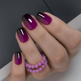 Curvlife uñas gel francesas, corte corto, acabado elegante y natural.