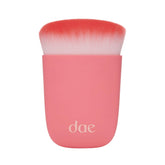 DAE Fairy Duster Kabuki, empaque reciclable para uso diario responsable.