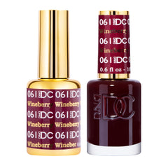 DAISY DND Wineberry gel polish en botella, color intenso para uñas.