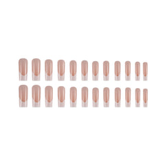 Uñas DANMANR nude con cobertura total para un acabado natural.