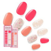 Dashing Diva Gloss: tira de gel con pétalos de fruta para brillo duradero.