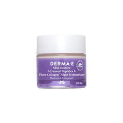 Derma E crema nocturna con péptidos avanzados, textura sedosa para piel suave al despertar.
