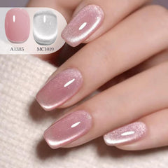 Textura suave de Double Rhythm facilita la aplicación en uñas.