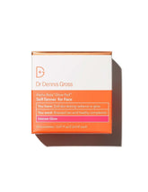 Lingette visage Dr Dennis Gross Alpha Beta Glow Pad, exfolie et illumine la peau.