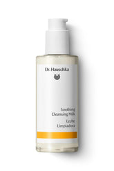 Dr. Hauschka Soothing Cleansing Milk, empaque y botella, limpieza suave para uso diario.