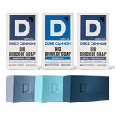 Duke Cannon barra jabón Nado Nocturno, fragancia fresca para una ducha revitalizante.