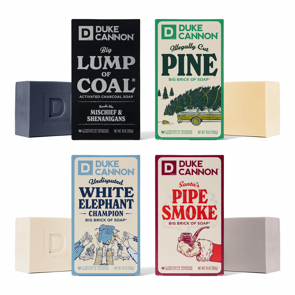 Duke Cannon Jabon Navideño: trozo de carbón, limpieza profunda y aroma duradero.