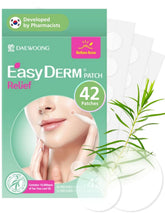 Parche traslúcido de DWEasyDerm en empaque, listo para brotes faciales.