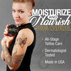 Aplicación suave de Ebanel Tattoo Balm para hidratación de tatuajes
