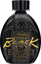 ED HARDY Black XXX loción bronceadora oscura, botella elegante para resultados duraderos.