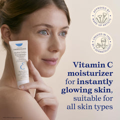 Texture onctueuse de la crème visage facilitant l'application