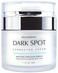 EnaSkin Corrector de manchas del rostro, botella en primer plano, ayuda a tono más uniforme.