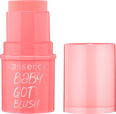 Essence Baby Got Blush aplica suavemente la barra para color instantáneo en las mejillas