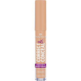 Essence Correct & Conceal: aplicador preciso para una cobertura natural y uniforme.