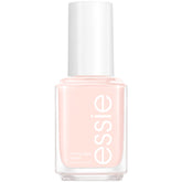 essie Ballet Slippers, tono rosa palido para una manicura suave y elegante