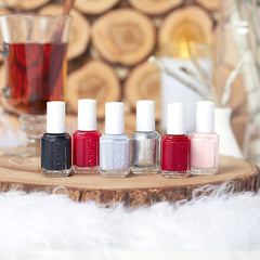 Esmalte essie rosa polvo, dos capas para color intenso y uniforme