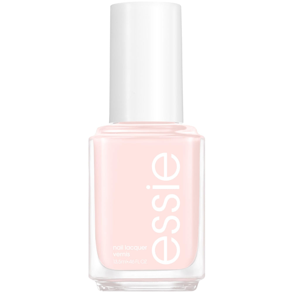 El esmalte essie Vanity Fairest brinda un brillo resplandeciente para uñas.