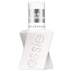 Essie Gel Couture: tono brillante en botella para un acabado duradero.