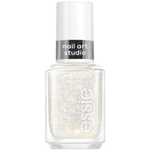 essie Separated Starlight en botella con escamas doradas para un acabado glamuroso.