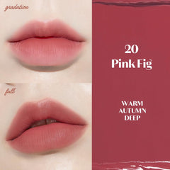 ETUDE Fixing Tint 20 Rosa Fig muestra color vibrante en la prueba de labios.