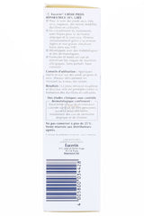 Pies con sequedad y callos que se benefician de Eucerin UreaRepair Plus.