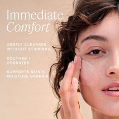 Farmacy limpieza cremosa con textura suave para piel sensible.