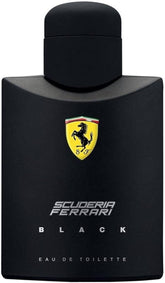Ferrari Scuderia Black: botella frontal para un aroma elegante diario.
