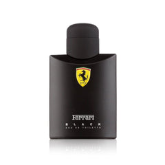Ferrari Scuderia Black: etiqueta detalle, aroma refinado para eventos nocturnos.