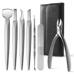 Kit FERYES de pedicure 7 piezas en estuche de cuero para transporte seguro.