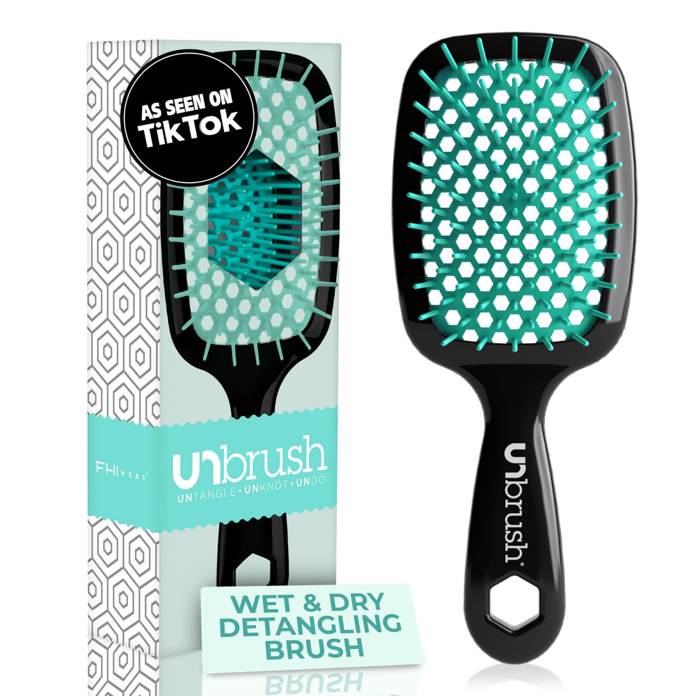 UNbrush de FHI Heat desenreda nudos en cabello húmedo con suavidad