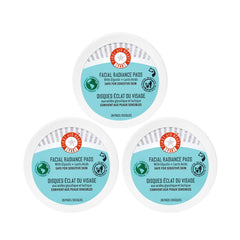 First Aid Beauty Facial Radiance Pads, empaque caja, exfoliación suave para piel sensible.