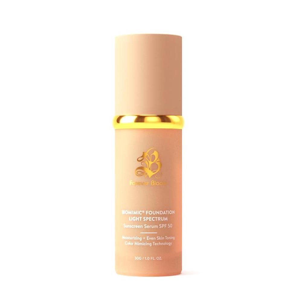 Forever Bloom Bio Mimic Foundation montre la bouteille et une teinte naturelle.
