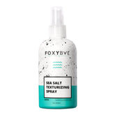 FoxyBae aerosol de sal marina para cabello con textura natural.