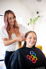 Framar Clip Cocodrilo Versátil: resiste tensión y funciona con todo tipo de cabello.