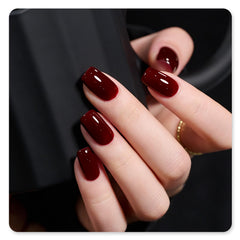 GAOY arte de uñas casero con gel tono vino para crear diseños.