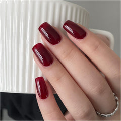 GAOY Esmalte gel rojo jelly 16 ml en botella para color translúcido o sólido.