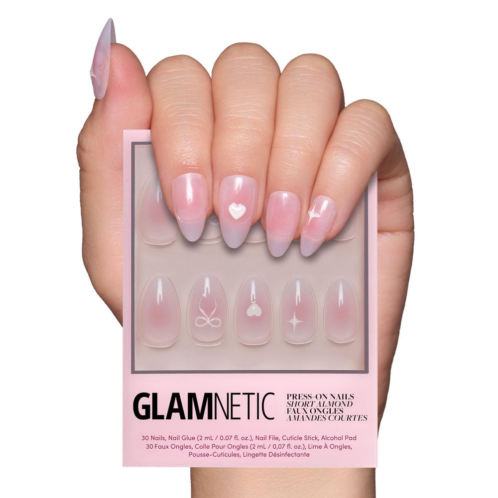 Glamnetic Lovers Knot: uñas brillantes con lazo para looks románticos nocturnos.