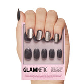 Glamnetic galactiques ongles argent glacé, fini brillant et durable pour votre manucure.